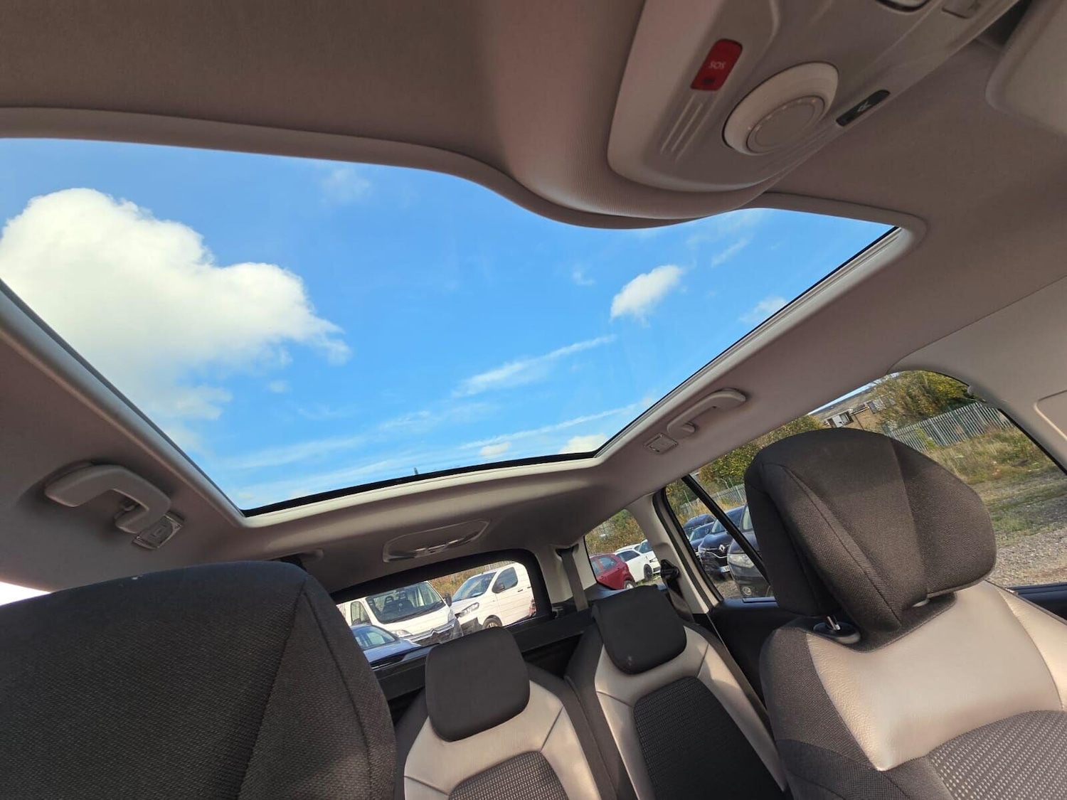 Used Citroen C4 Grand Picasso 2017 for sale - 76257150: Photo 35