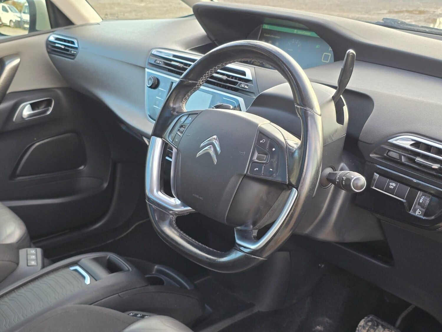 Used Citroen C4 Grand Picasso 2017 for sale - 76257150: Photo 58