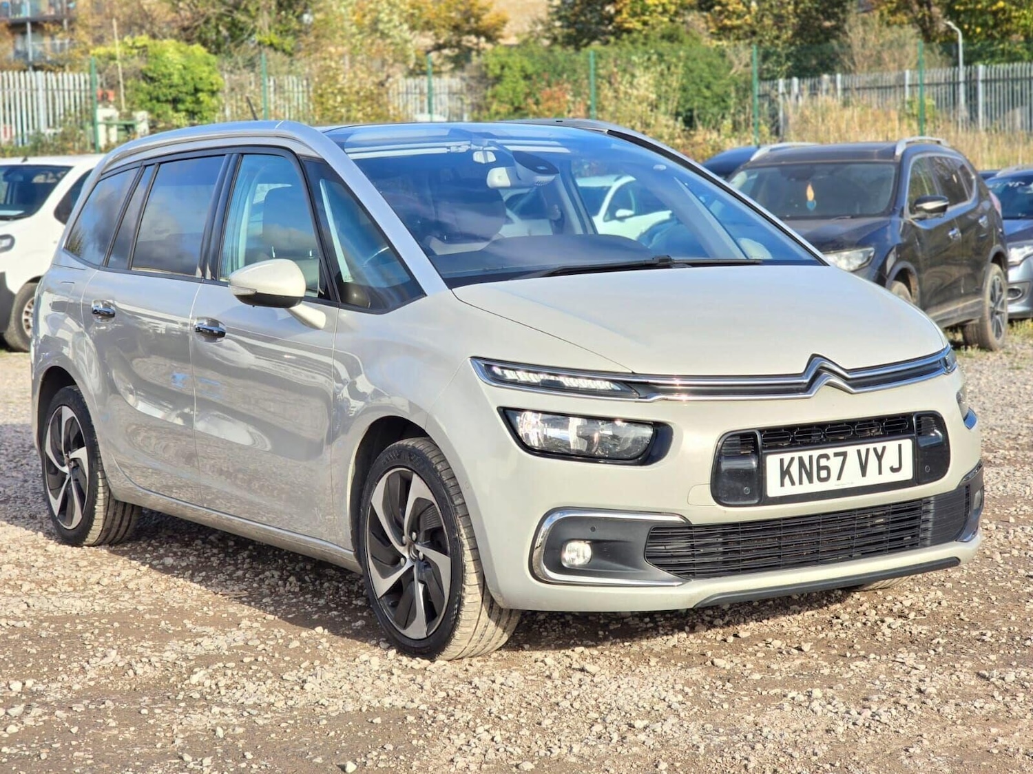 Used Citroen C4 Grand Picasso 2017 for sale - 76257150: Photo 6