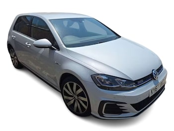 Used Volkswagen Golf 2018 for sale - 79114501: Photo