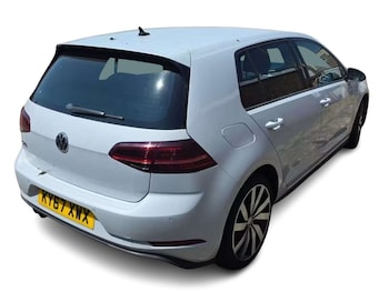 Used Volkswagen Golf 2018 for sale - 79114501: Photo