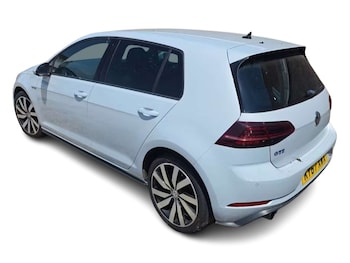 Used Volkswagen Golf 2018 for sale - 79114501: Photo