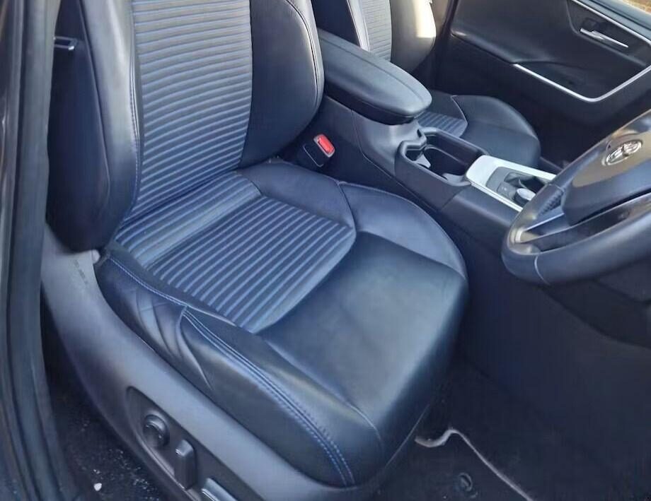 Used Toyota RAV4 2019 for sale - 77679799: Photo 6