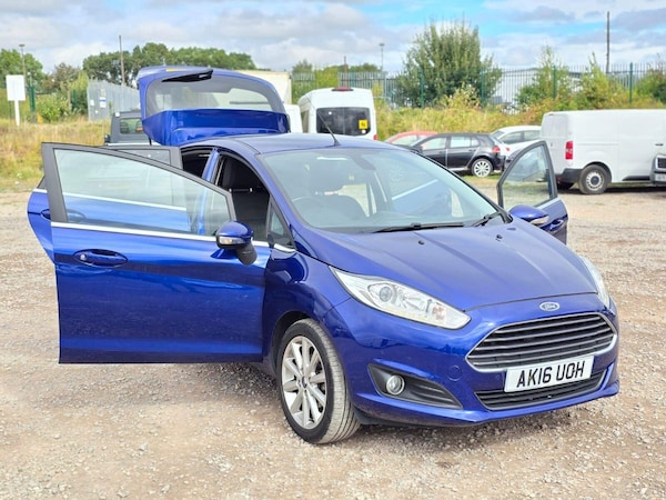Used Ford Fiesta 2016 for sale - 75613325: Photo 5