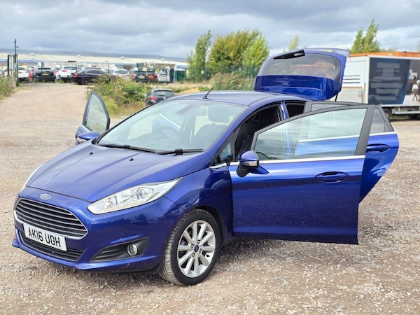 Used Ford Fiesta 2016 for sale - 75613325: Photo 8