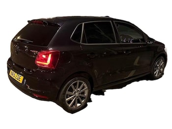 Used Volkswagen Polo 2015 for sale - 78571203: Photo