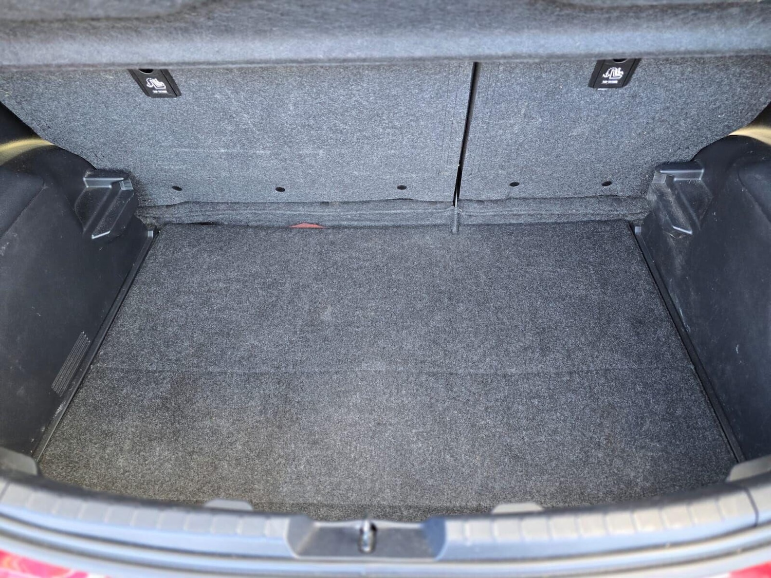 Used Toyota Yaris 2018 for sale - 76665009: Photo 38