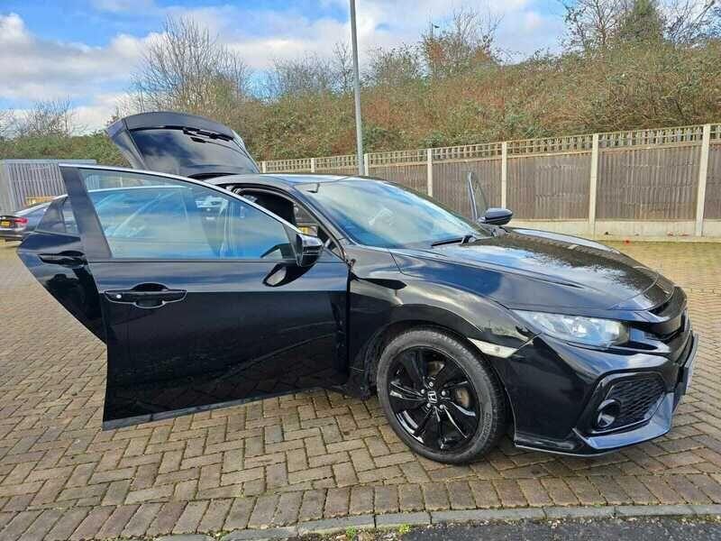 Used Honda Civic 2017 for sale - 77071896: Photo 15