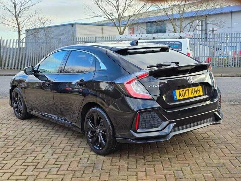 Used Honda Civic 2017 for sale - 77071896: Photo 23