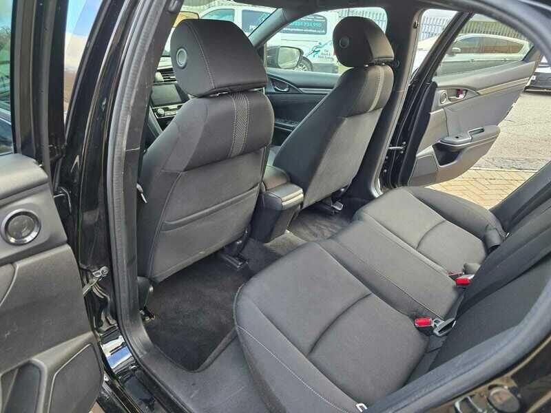 Used Honda Civic 2017 for sale - 77071896: Photo 48