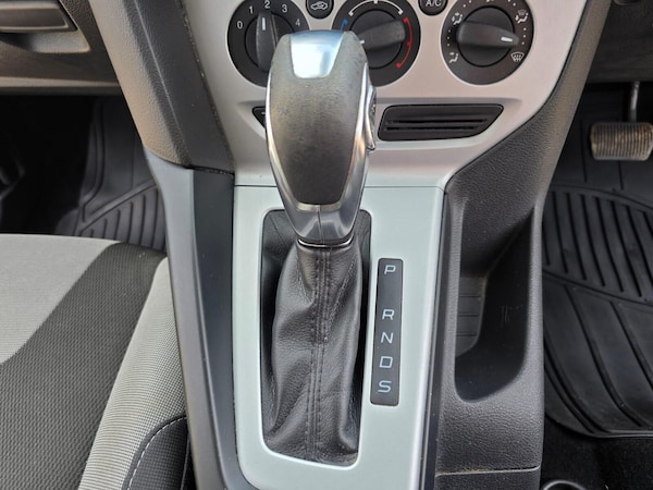 Used Ford Focus 2013 for sale - 75053898: Photo 22