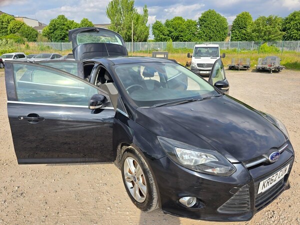 Used Ford Focus 2013 for sale - 75053898: Photo 5