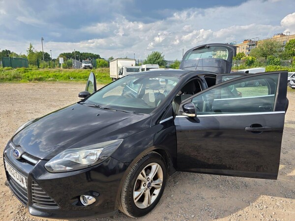 Used Ford Focus 2013 for sale - 75053898: Photo 8