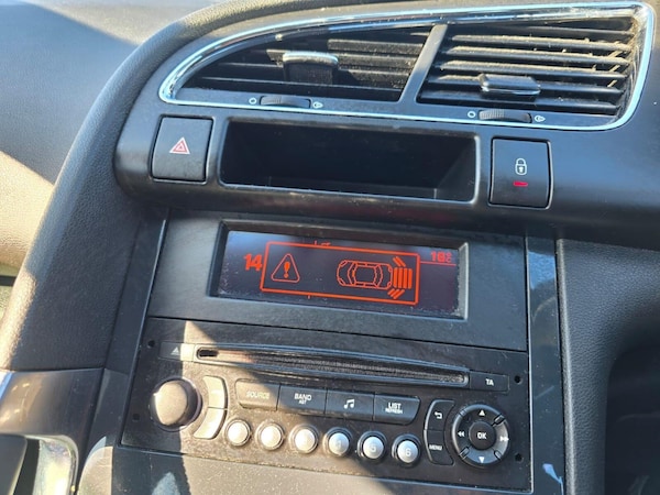 Used Peugeot 3008 2014 for sale - 75054213: Photo 29