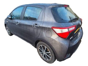 Used Toyota Yaris 2019 for sale - 77635783: Photo