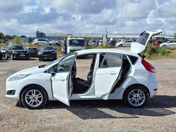 Used Ford Fiesta 2015 for sale - 75425964: Photo 11