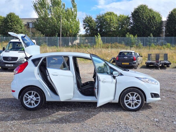 Used Ford Fiesta 2015 for sale - 75425964: Photo 14