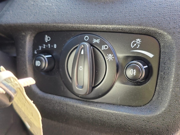Used Ford Fiesta 2015 for sale - 75425964: Photo 24