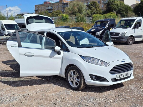 Used Ford Fiesta 2015 for sale - 75425964: Photo 5