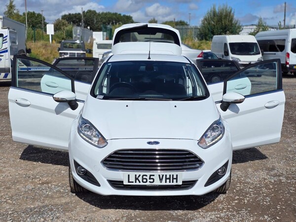 Used Ford Fiesta 2015 for sale - 75425964: Photo 7