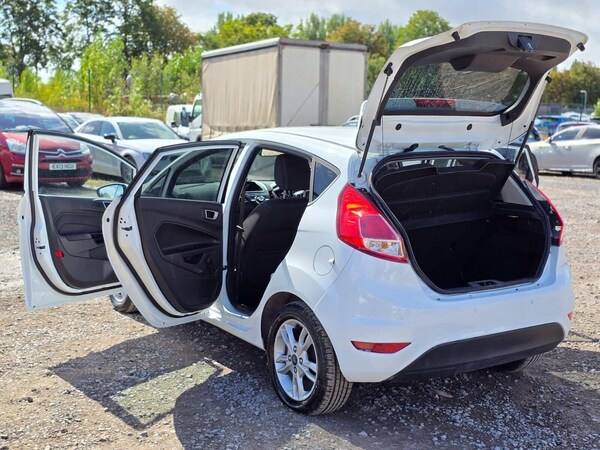 Used Ford Fiesta 2015 for sale - 75425964: Photo 9