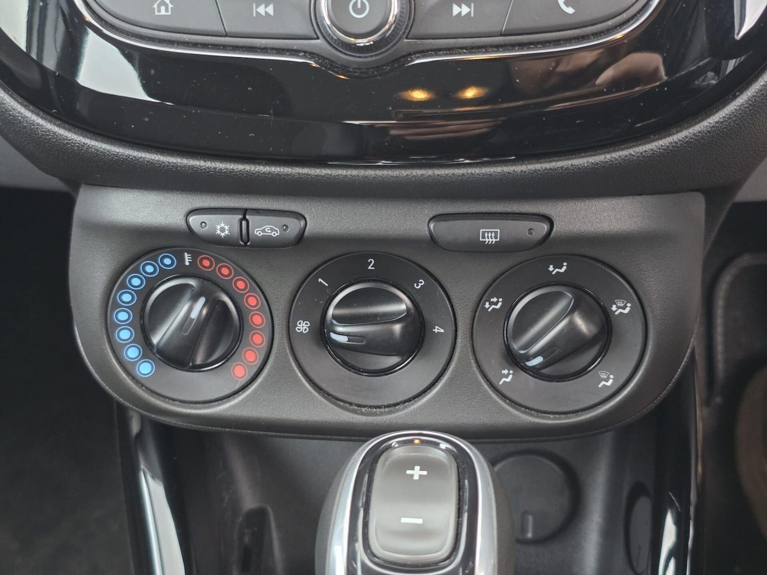 Used Vauxhall Corsa 2016 for sale - 77616194: Photo 29