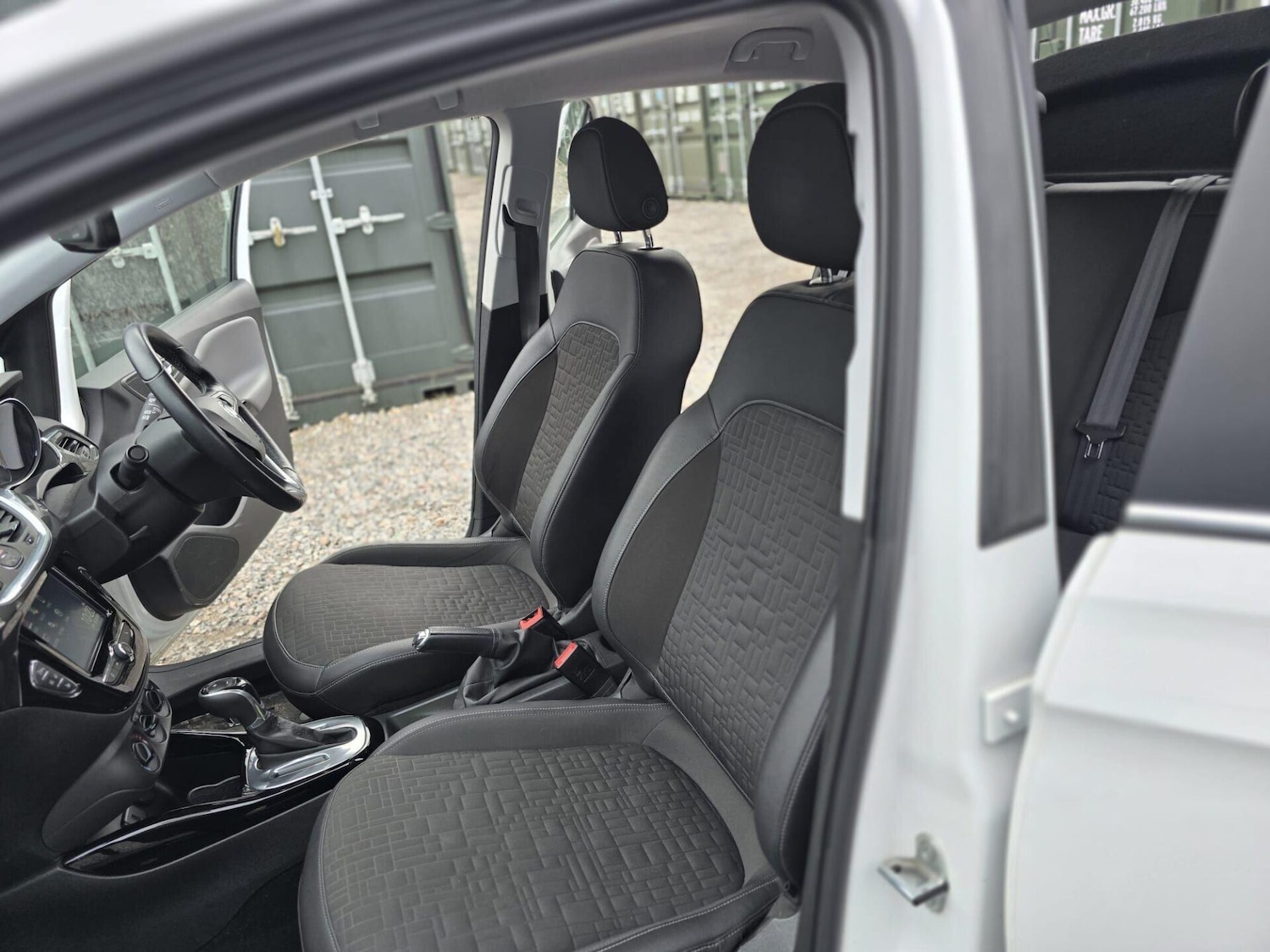 Used Vauxhall Corsa 2016 for sale - 77616194: Photo 35