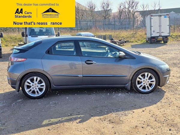 Used Honda Civic 2010 for sale - 75425906: Photo 14