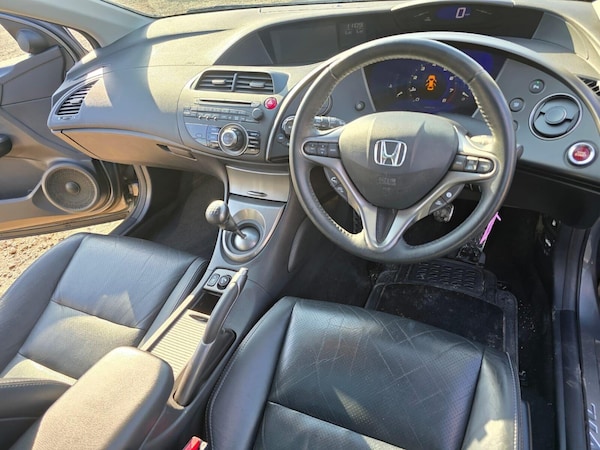 Used Honda Civic 2010 for sale - 75425906: Photo 18