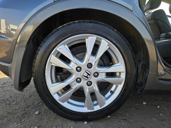 Used Honda Civic 2010 for sale - 75425906: Photo 40