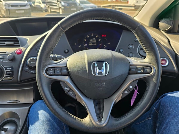 Used Honda Civic 2010 for sale - 75425906: Photo 46