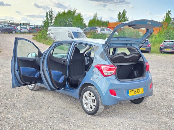 Used Hyundai i10 2016 for sale - 75254727: Photo 6