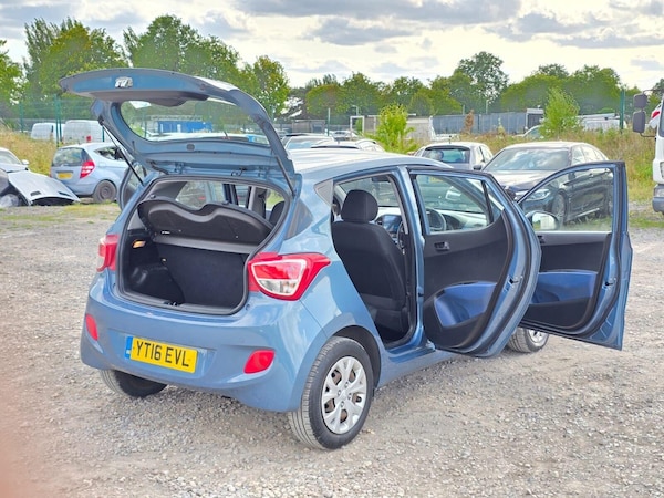 Used Hyundai i10 2016 for sale - 75254727: Photo 8