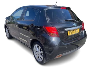 Used Toyota Yaris 2017 for sale - 79734500: Photo