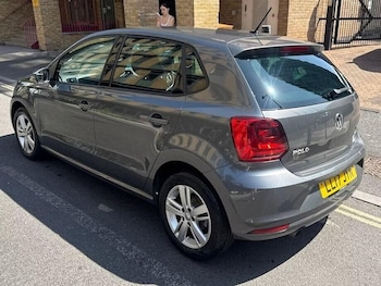 Used Volkswagen Polo 2017 for sale - 75676653: Photo