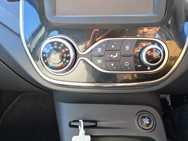 Used Renault Captur 2015 for sale - 75426613: Photo 42