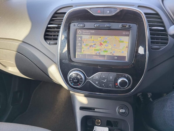 Used Renault Captur 2015 for sale - 75426613: Photo 64