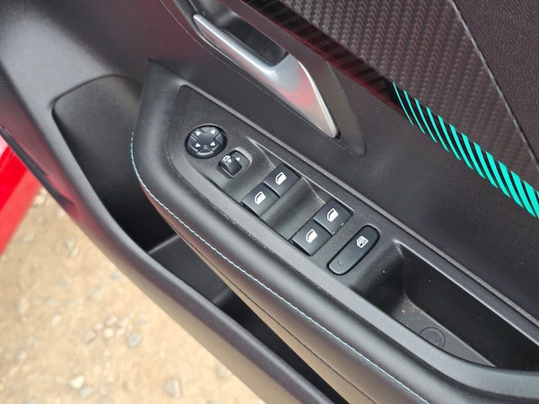 Used Peugeot 208 2020 for sale - 75632008: Photo 24
