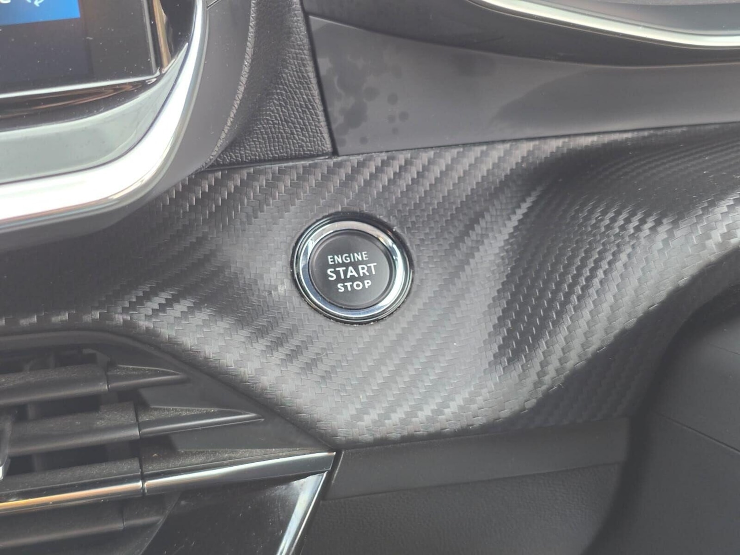 Used Peugeot 208 2020 for sale - 75632008: Photo 28