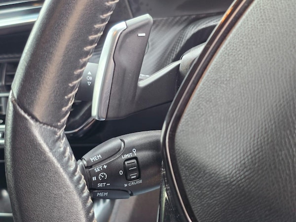 Used Peugeot 208 2020 for sale - 75632008: Photo 29
