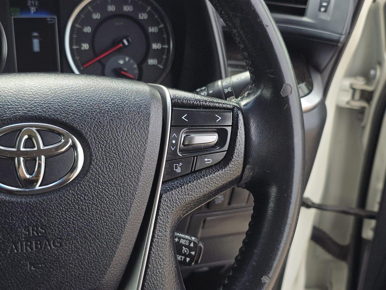 Used Toyota Alphard 2015 for sale - 78210150: Photo 32