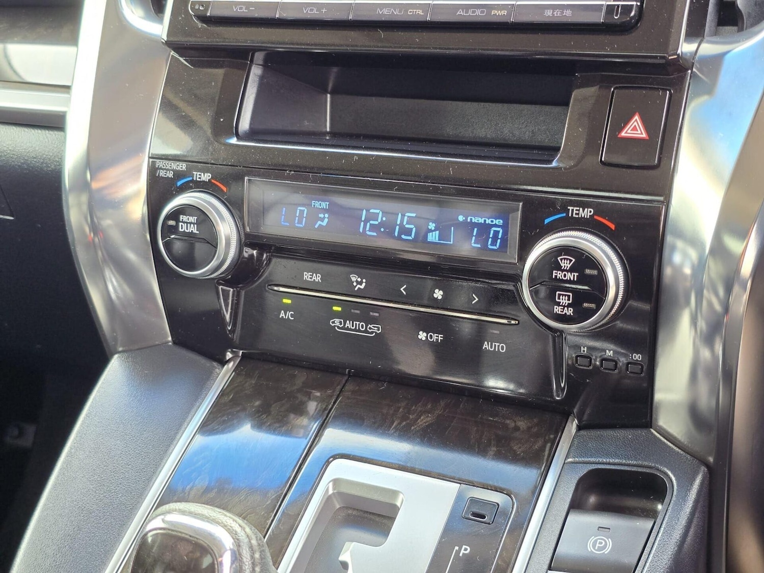 Used Toyota Alphard 2015 for sale - 78210150: Photo 35