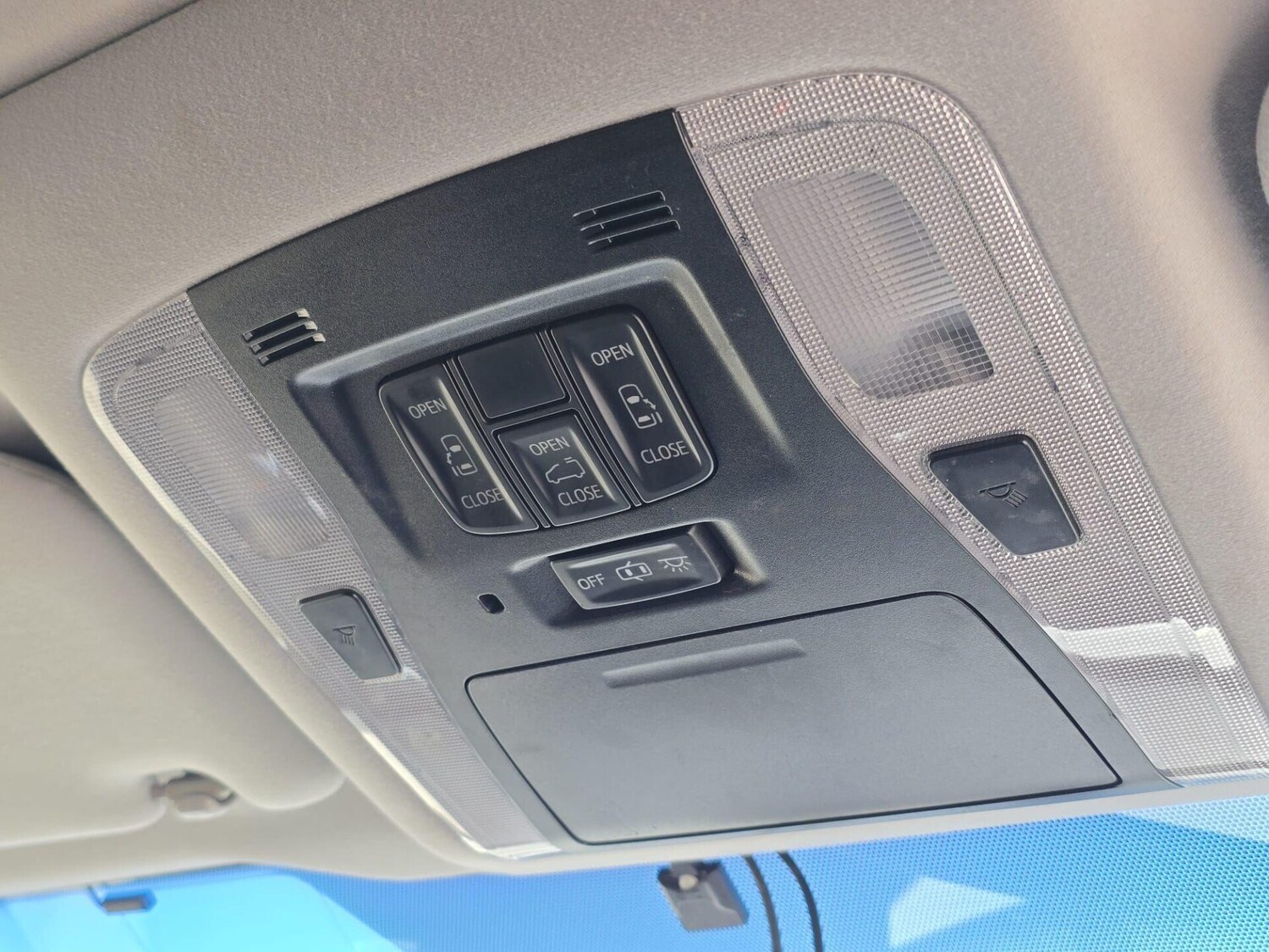 Used Toyota Alphard 2015 for sale - 78210150: Photo 60