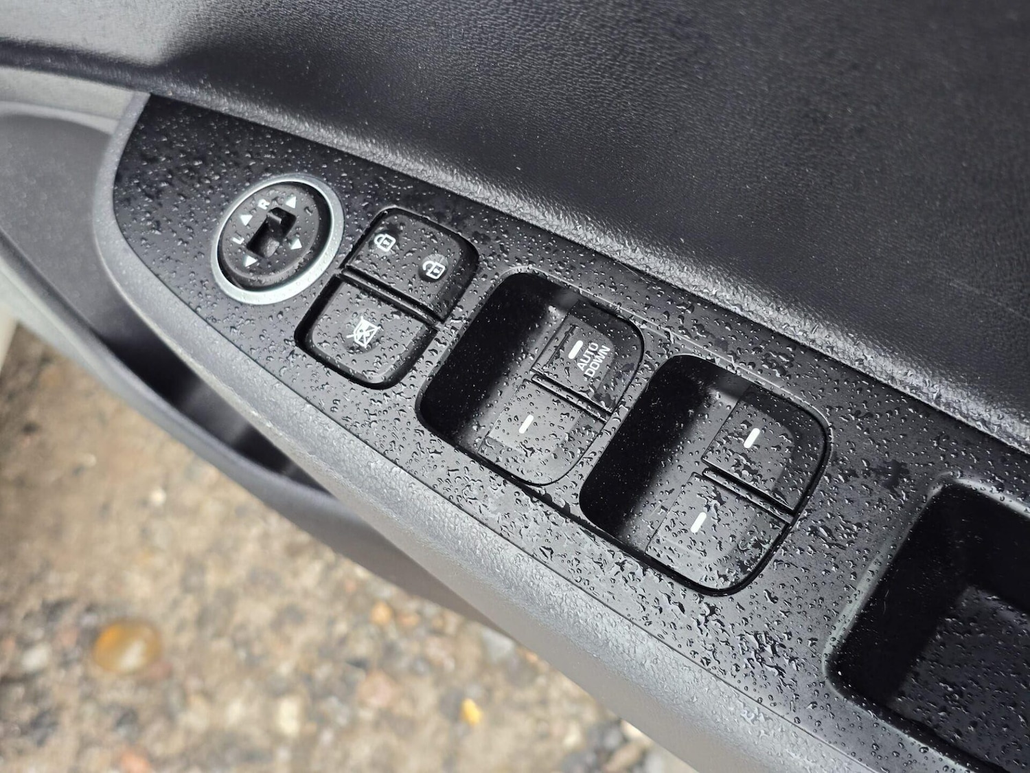 Used Hyundai i10 2017 for sale - 77477155: Photo 26