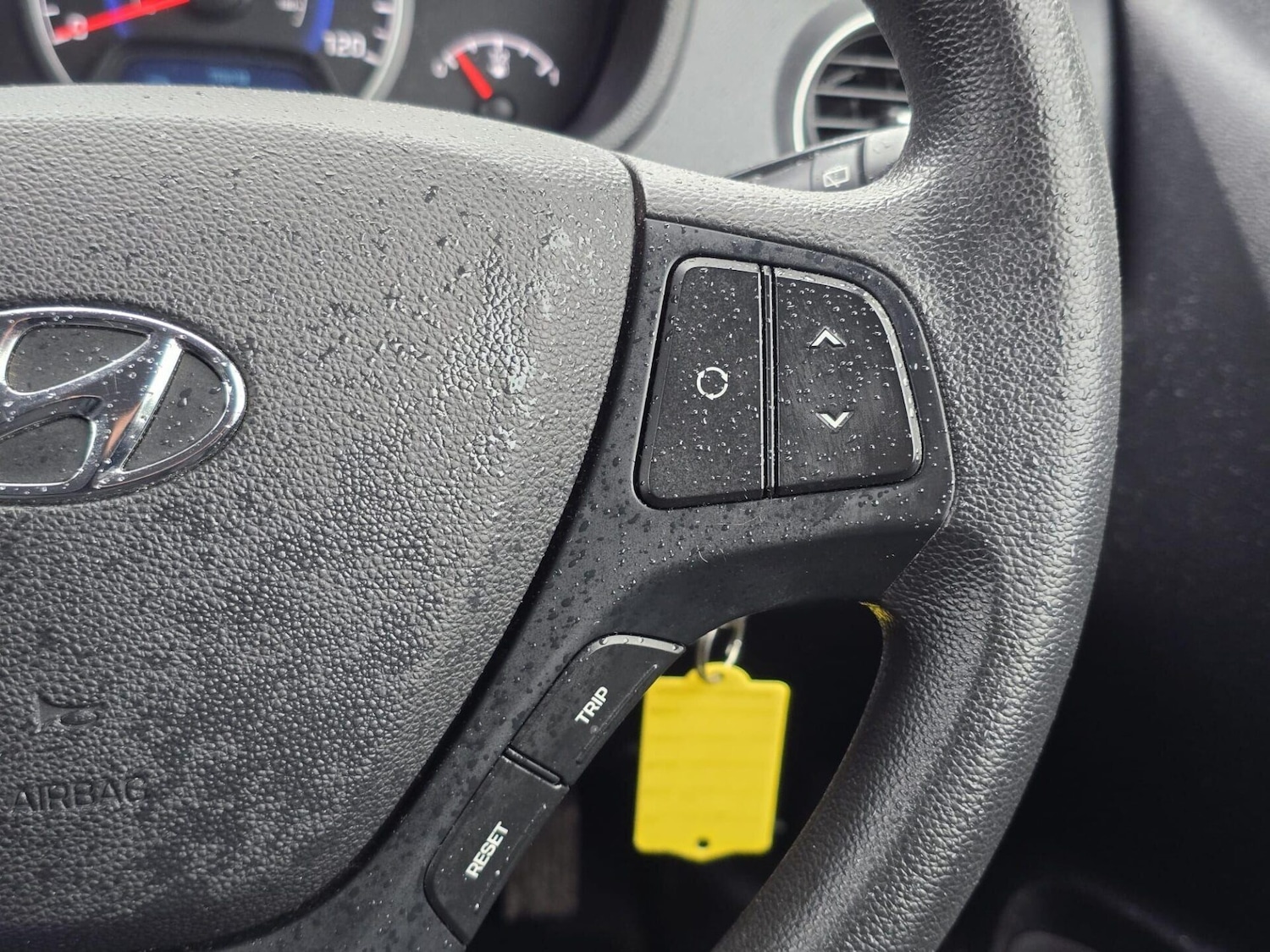 Used Hyundai i10 2017 for sale - 77477155: Photo 27