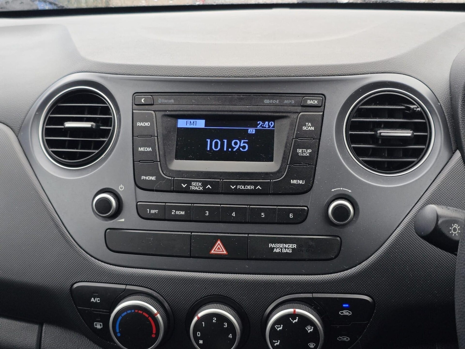 Used Hyundai i10 2017 for sale - 77477155: Photo 28