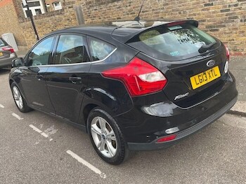 Used Ford Focus 2013 for sale - 75717513: Photo