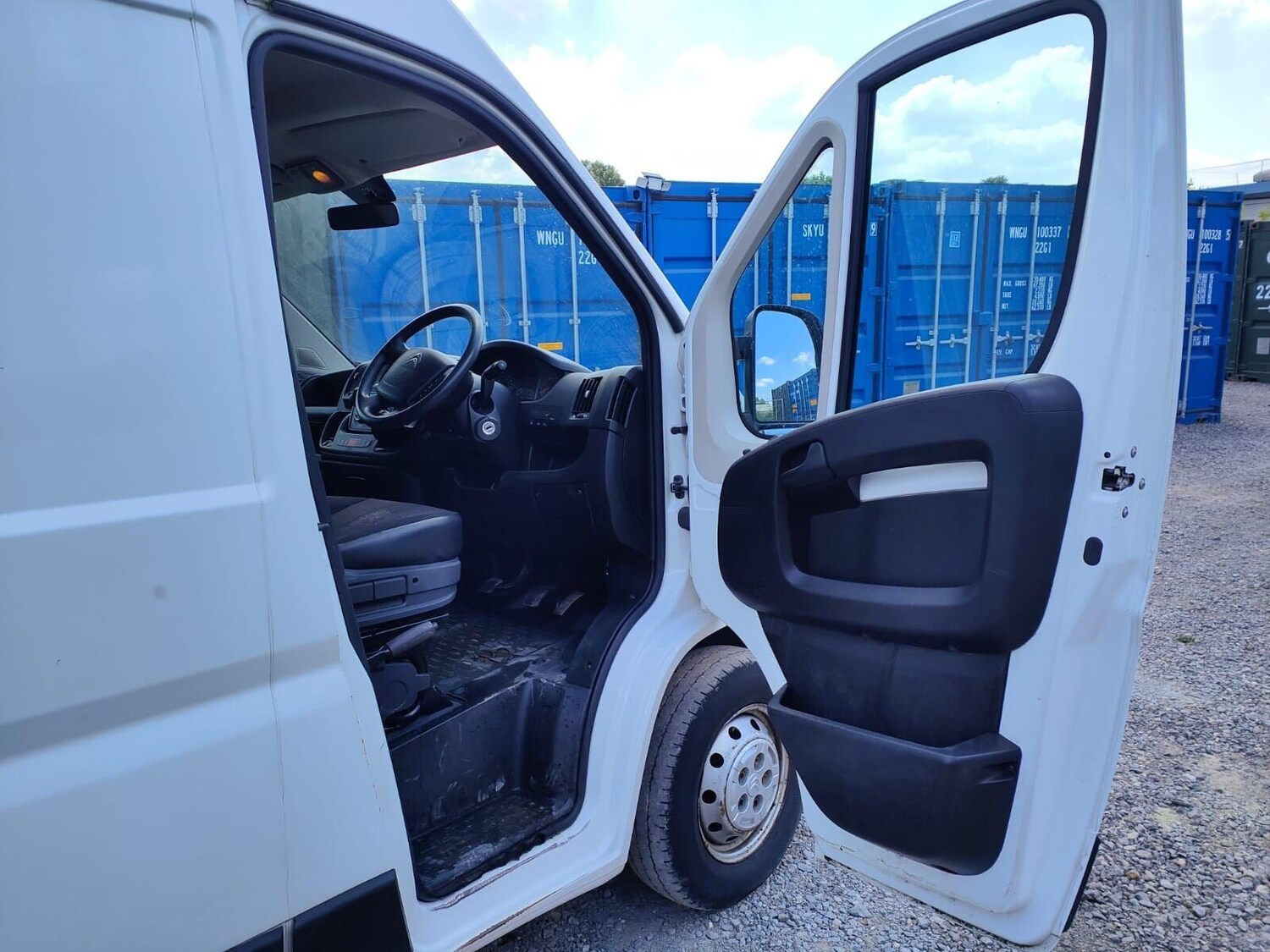Vehicle 33