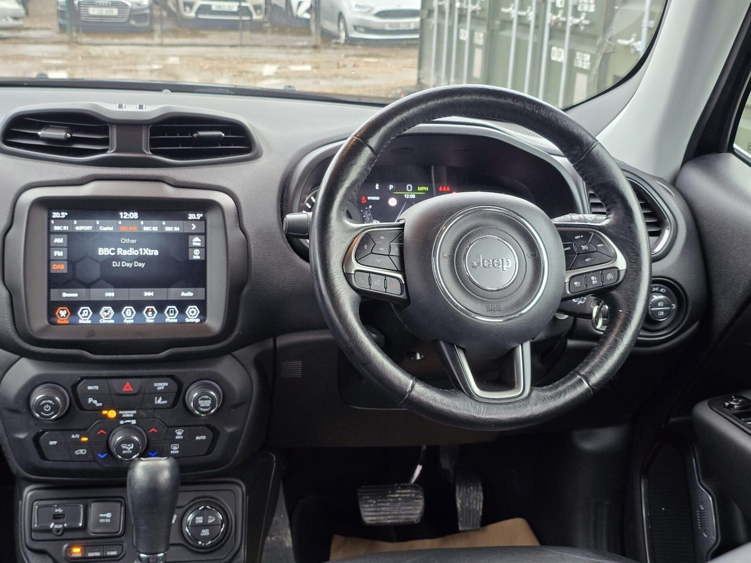 Used Jeep Renegade 2021 for sale - 77296688: Photo 37