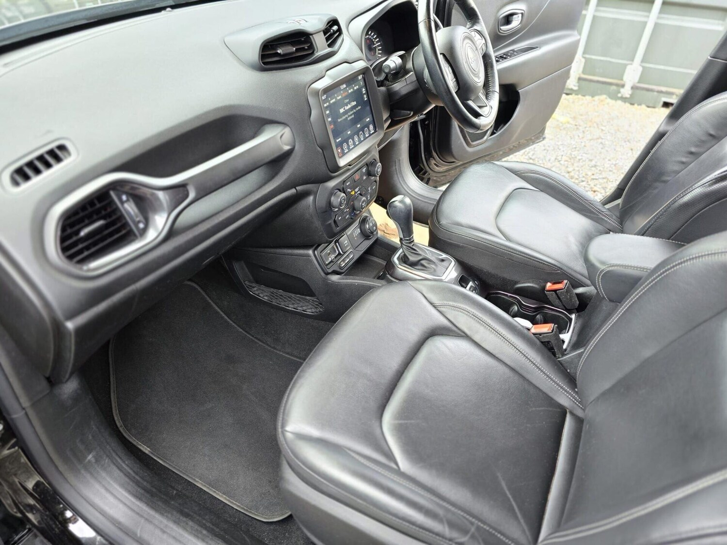 Used Jeep Renegade 2021 for sale - 77296688: Photo 38